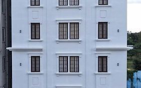 Royal Ace Boutique Hotel - Bhartiya City